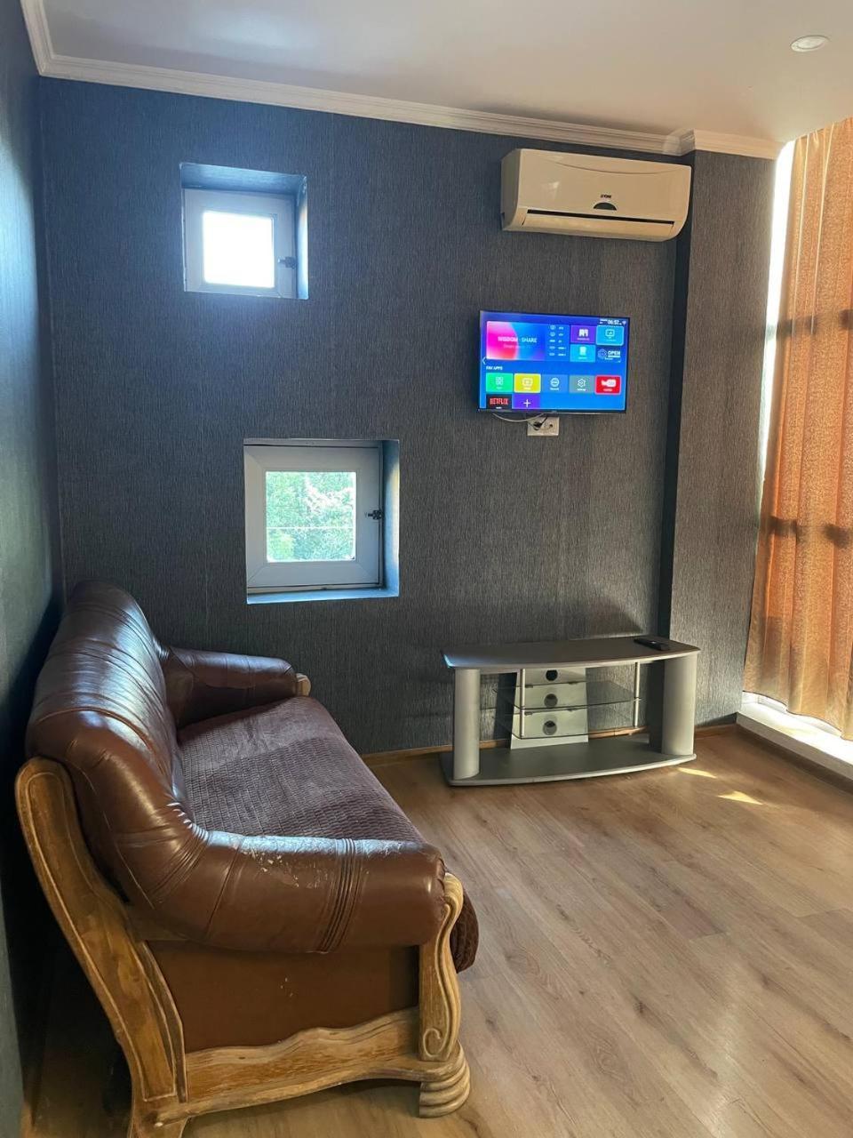 Hotel Like Tbilissi Extérieur photo