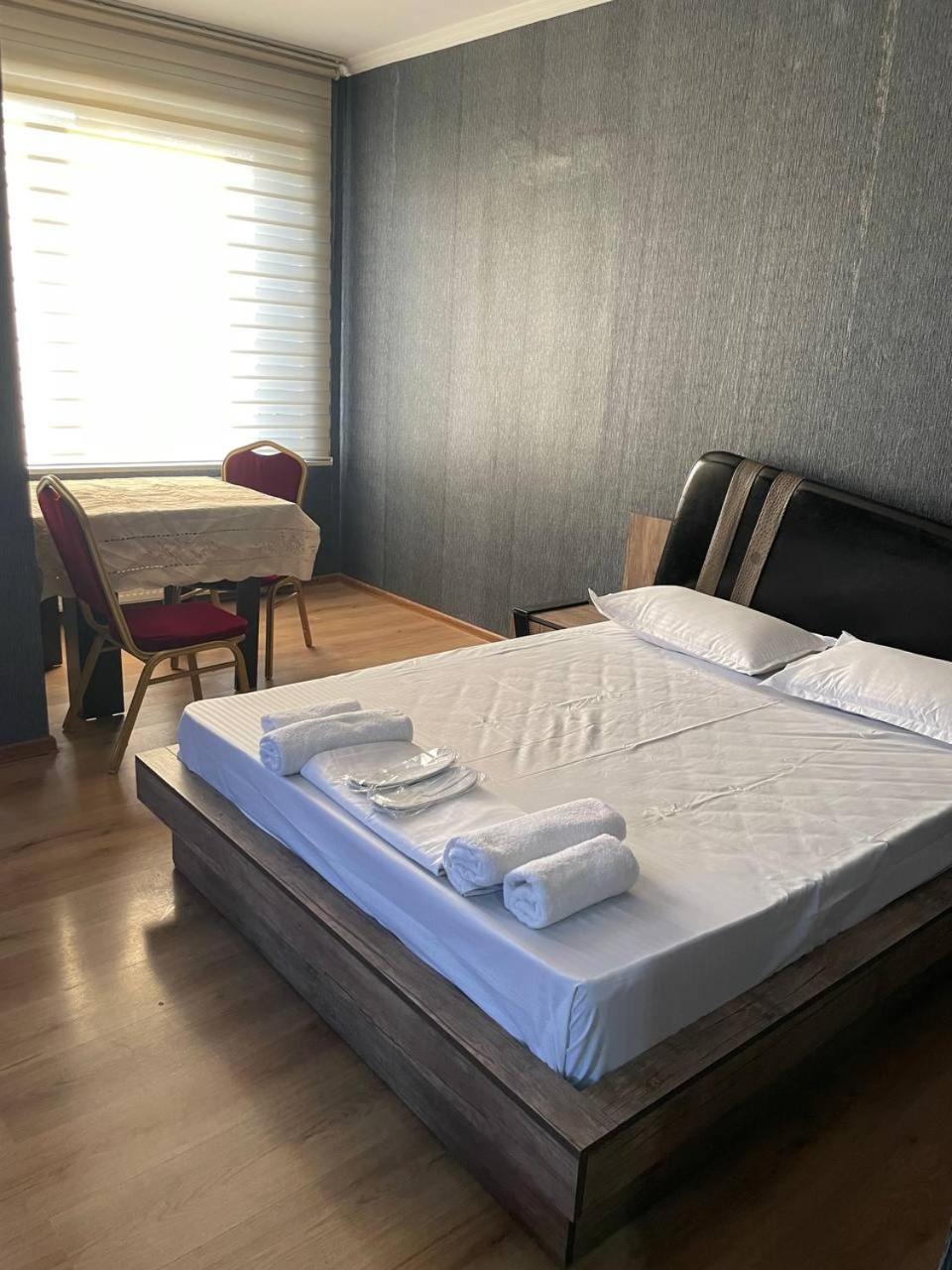Hotel Like Tbilissi Extérieur photo